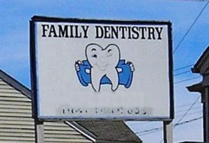 Just because you can, doesn’t mean you should try design your own logo. This dentist logo flashing itself to the world is a great example of DIY logos. 